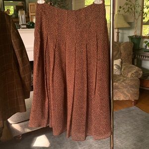 JONES of NEW YORK gossamer  100% wool “tweed” look skirt. Size 16 NWOT